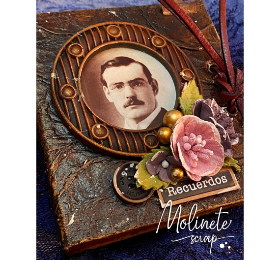 Clases Semanales de Mixed Media con Molinete Scrap